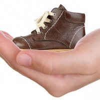 Как правильно подобрать ребенку первую обувь
