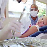 Показания и особенности удаления зуба у ребенка