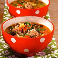 Как приготовить томатный суп с фрикадельками