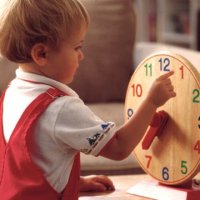 Как научить ребенка пользоваться часами и определять время